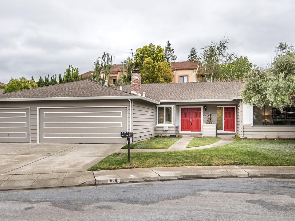1st image of 828 Van Dyck Ct