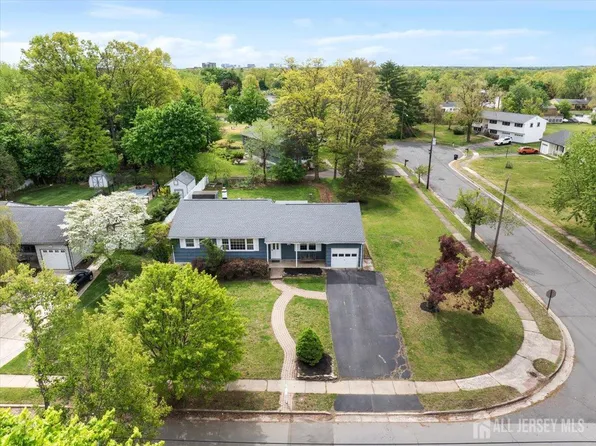 91 Seymour Ter, Piscataway, NJ 08854