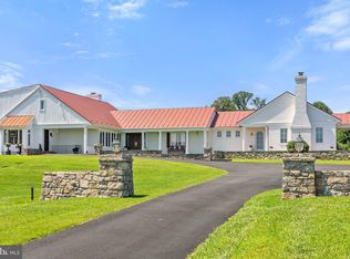 4 Windsor Lodge Ln, Flint Hill, VA 22627