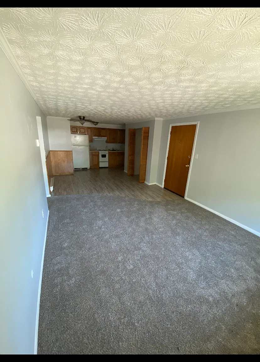2 bed, 754 sqft, $1,750 — Photo 3