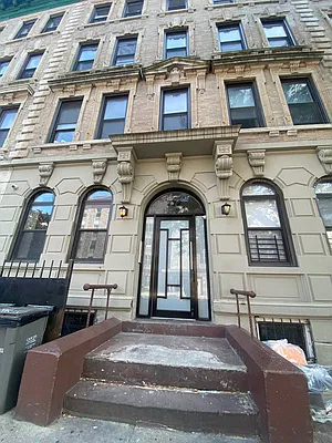 Rented by Hagstrom Management Inc | media 1