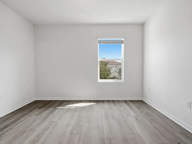 32745 Pez Landing Ln — Photo 19