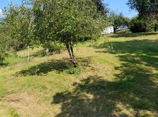 Cherry Ln, Madison, WV 25130