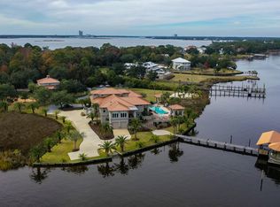 104 Spanish Point Cres, Ocean Springs, MS 39564