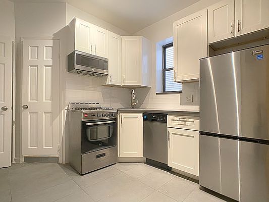 1st image of 338 E 92nd St APT 17