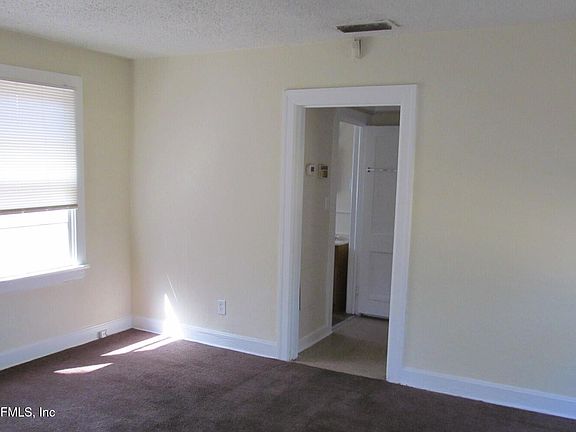 4th image of 750 ST CLAIR Street