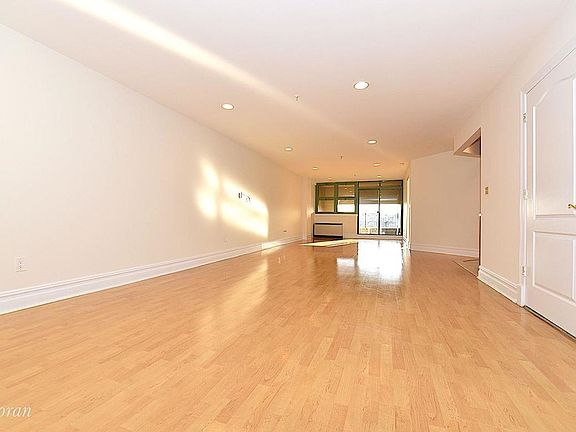 3rd image of 1919 24th Ave APT L403