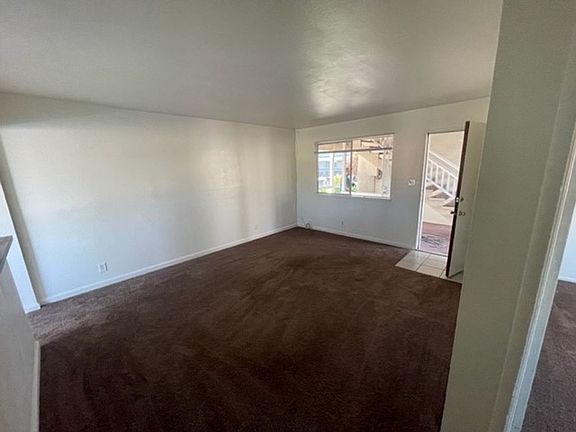 4th image of 500 Sunrise Ave APT 8