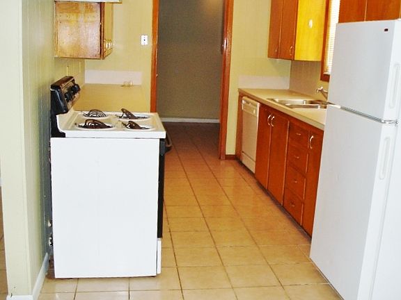2nd image of 209 Notre Dame Dr