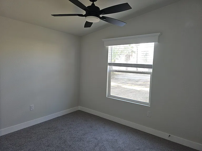18692 Haines St — Photo 26
