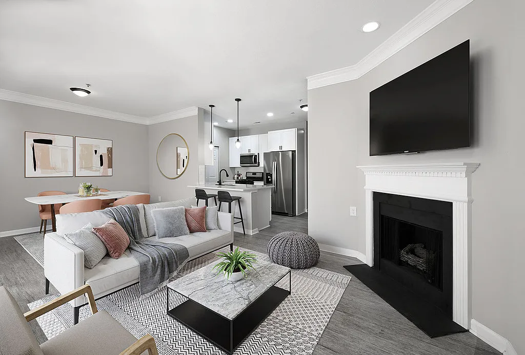 Legacy Ballantyne Apartments — Photo 1