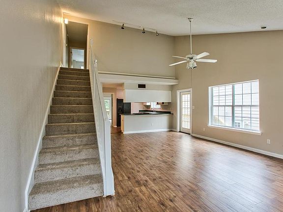 3rd image of 4070 Silkbay Dr