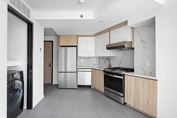 Rented by Polaris Property Group | media 3