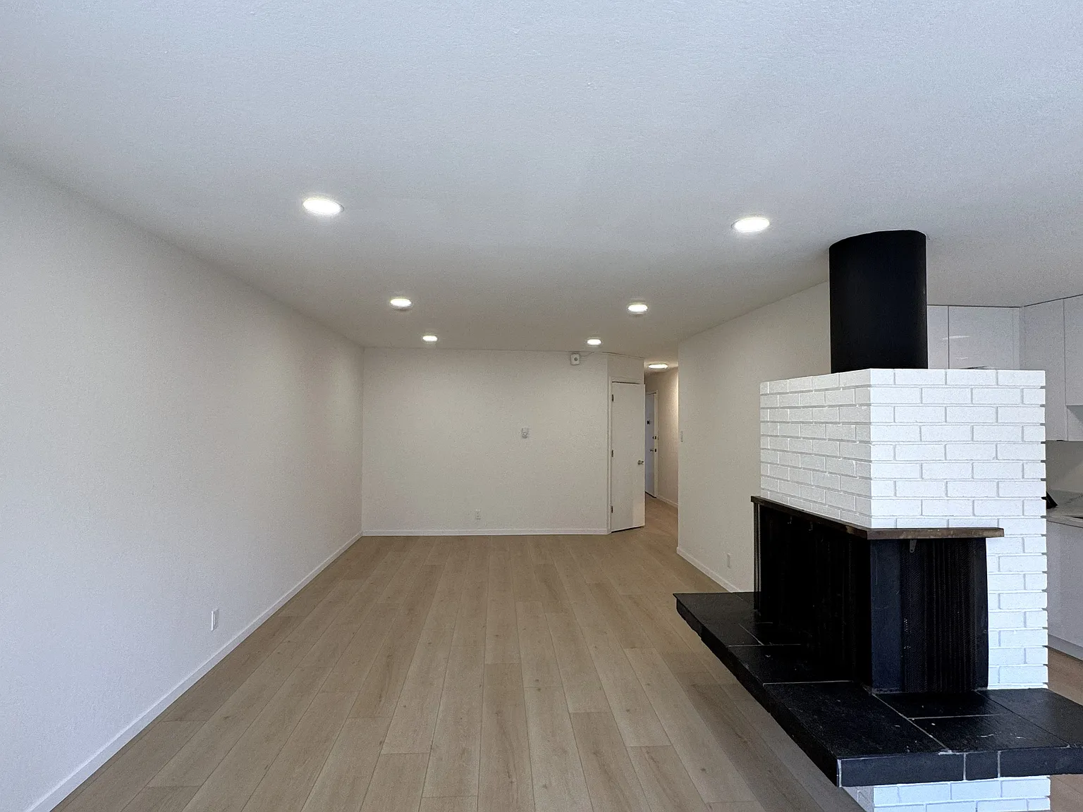 2 bed, $5,295 — Photo 3