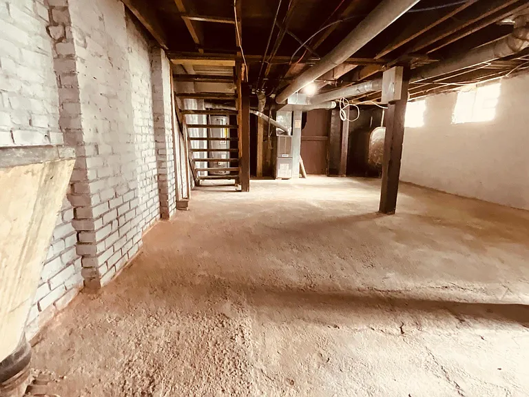 152 Frost Ave #1 — Photo 19