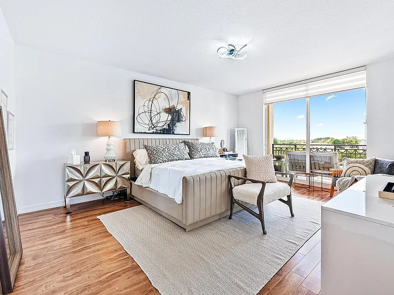 550 Okeechobee Blvd #422 — Photo 14