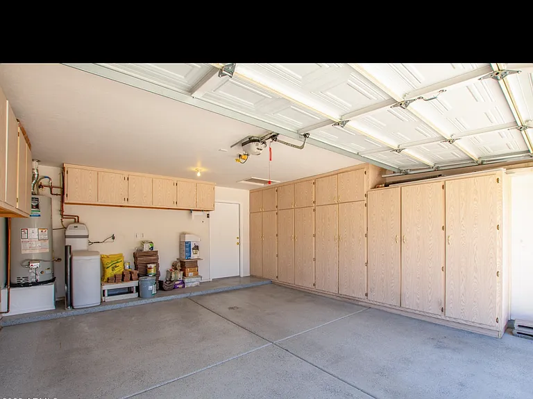 7432 W Aurora Dr — Photo 24