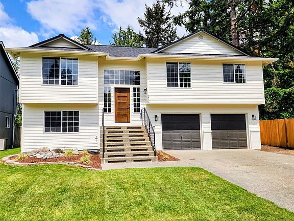 2nd image of 3709 232nd Street Ct E