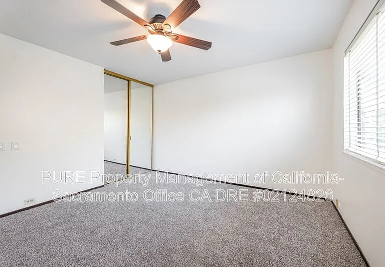 2229 Woodside Ln #4 — Photo 19