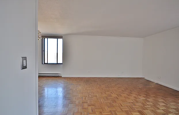 Rented by Corcoran | media 25