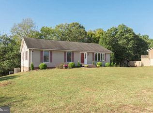 42 Lone Oak Ct, Bunker Hill, WV 25413
