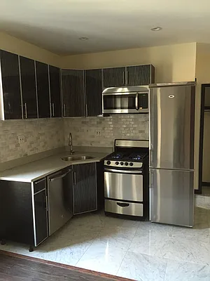 Rented by AD Real Estate Investors | media 33