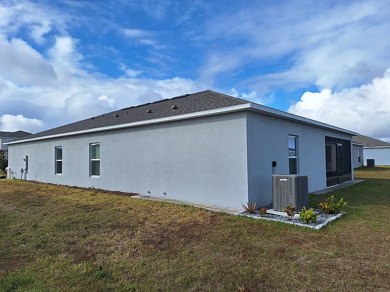 217 Aquamarine Ln — Photo 31