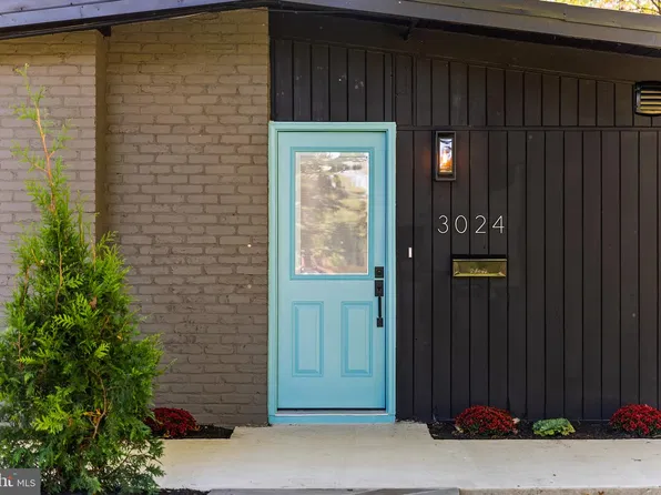 3024 Pine Spring Rd, Falls Church, VA 22042