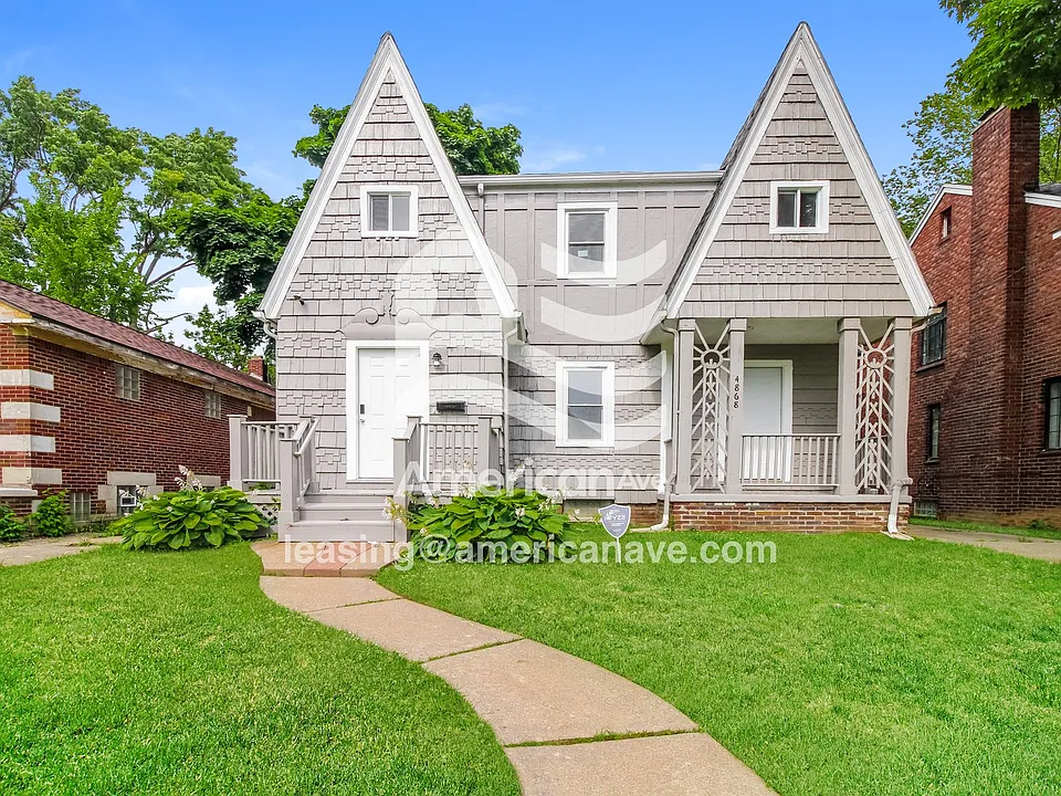 4868 Balfour Rd