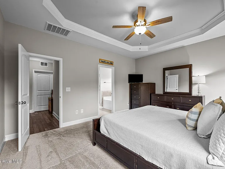 303 Red Cedar Dr — Photo 22