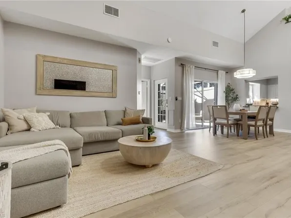 4536 Court WAY #19D, NAPLES, FL 34109