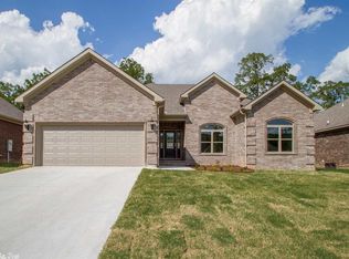 9516 Meadow Creek Dr, Sherwood, AR 72120