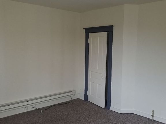 4th image of 2283 Schoedinger Ave APT 2