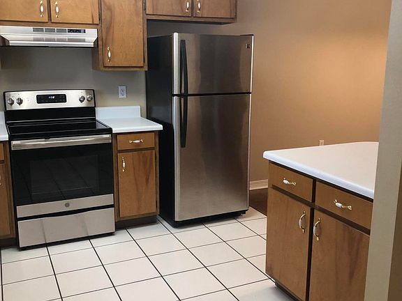 2nd image of 8451 Coastal Breeze Ct