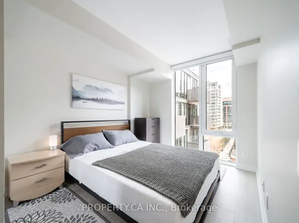 38 Monte Kwinter Ct #606, Toronto, ON M3H 0E2