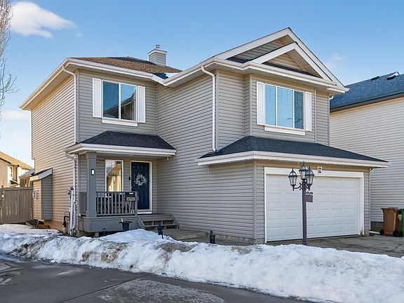 2nd image of 9 Everwood Close