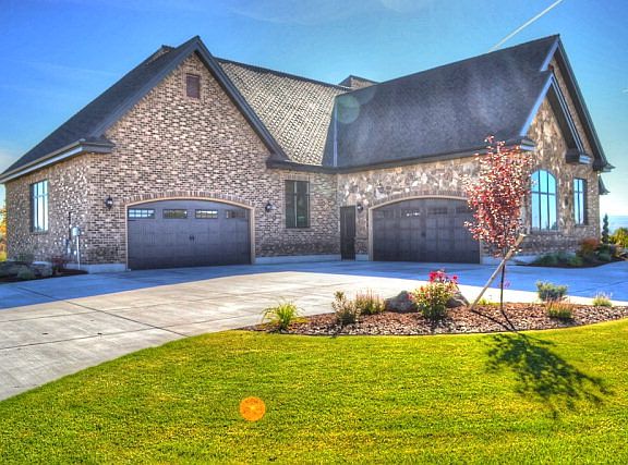 3rd image of 155 E Tollgate Pl