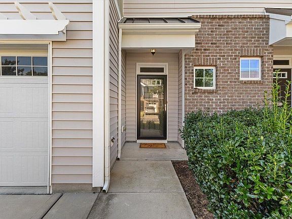 5th image of 7209 Ladbrooke St