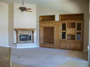 5th image of 3911 E Greenway Cir