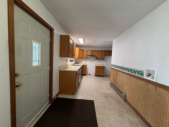 5th image of 189 Phinney Farm Road