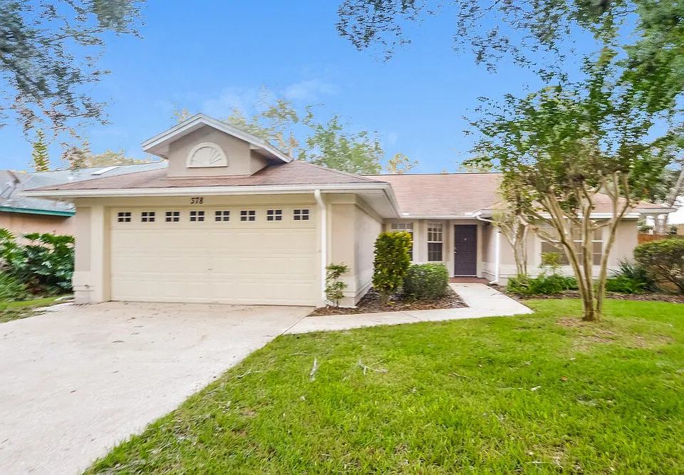 378 Bahia Cir
