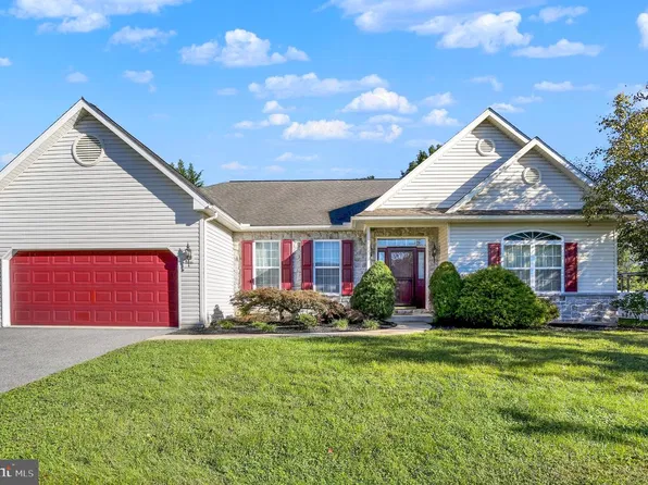 65 Sagebrook Dr, Reading, PA 19606