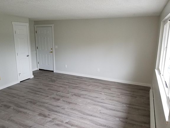 4th image of 2702 S 74th St APT O