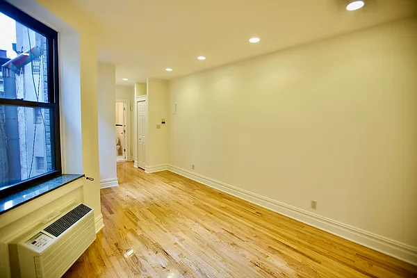 Rented by J & L Holding Corporation | media 3