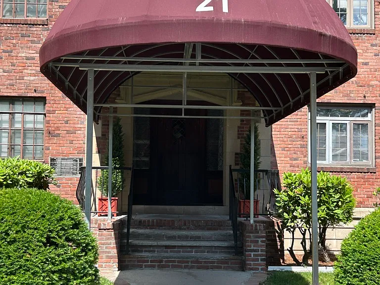 22 Fruit St #2G — Photo 2