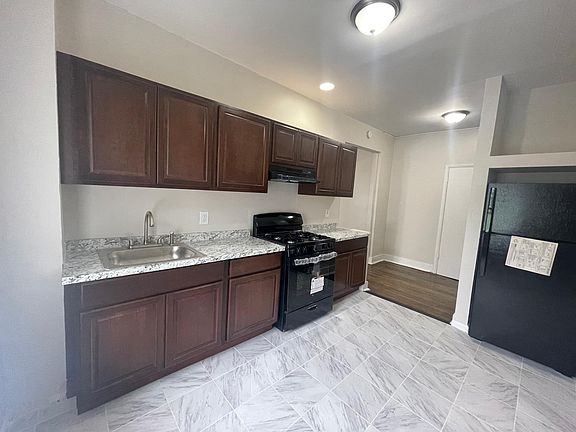 3rd image of 671 Lincoln Ave APT 110