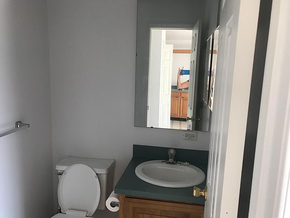2nd image of 2963 Pennsylvania Ave #6