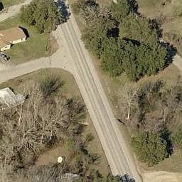 2nd image of 602 East Rd