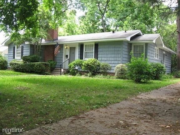 2nd image of 734 S Dyer Cir