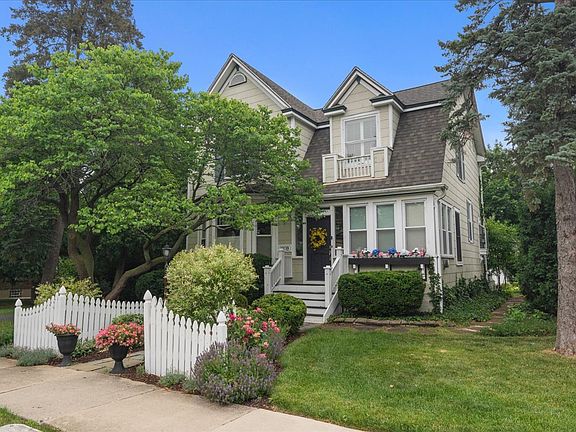 2nd image of 1109 N Dunton Ave